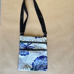 Leaf Pattern Crossbody Bag